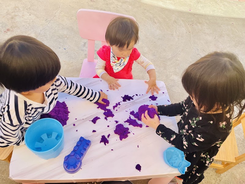 Little Flying Elephant Family Daycare (Chinese Mandarin/English) photo 2