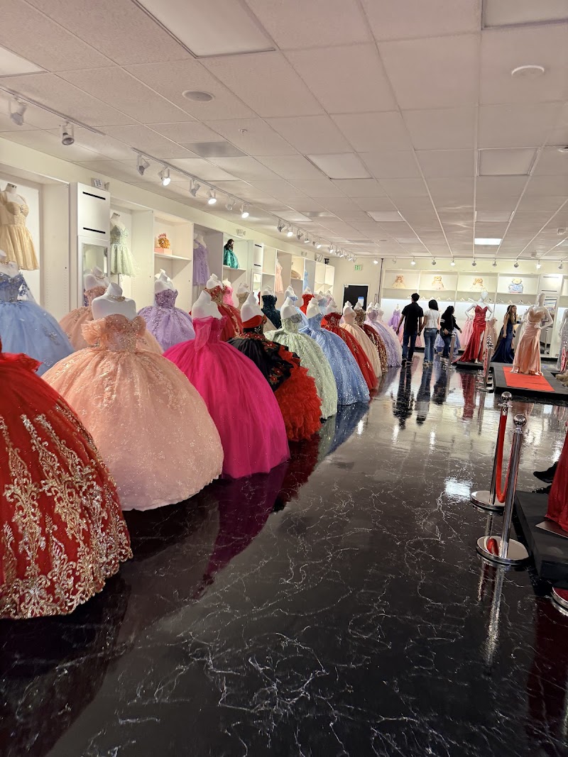 EL PALACIO PREMIUM CLOTHIER photo 4