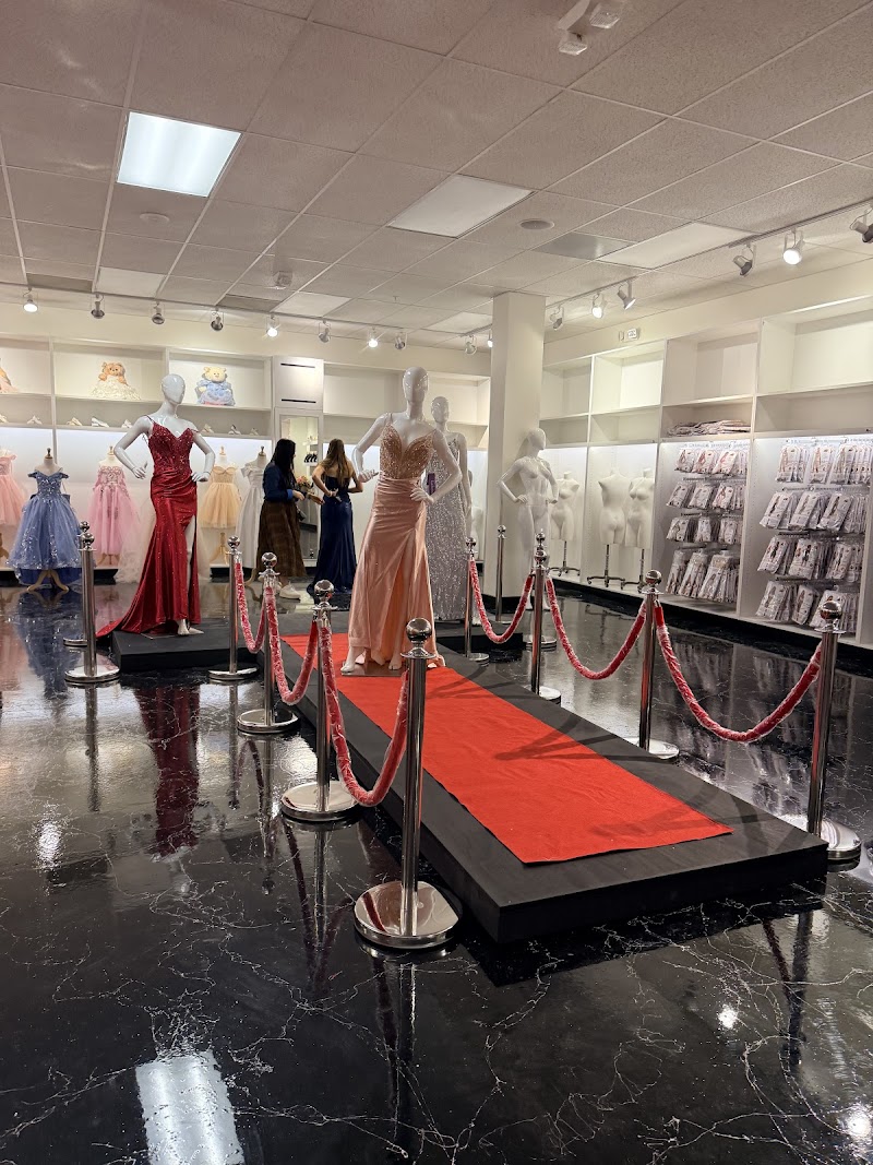 EL PALACIO PREMIUM CLOTHIER photo 2