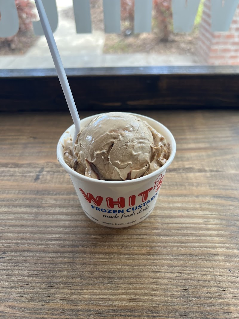 Whits Frozen Custard Land O Lakes photo 4
