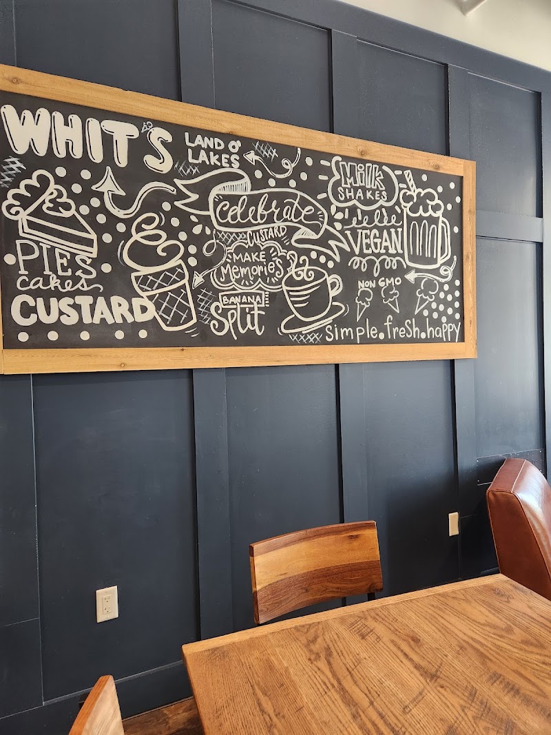 Whits Frozen Custard Land O Lakes photo 3