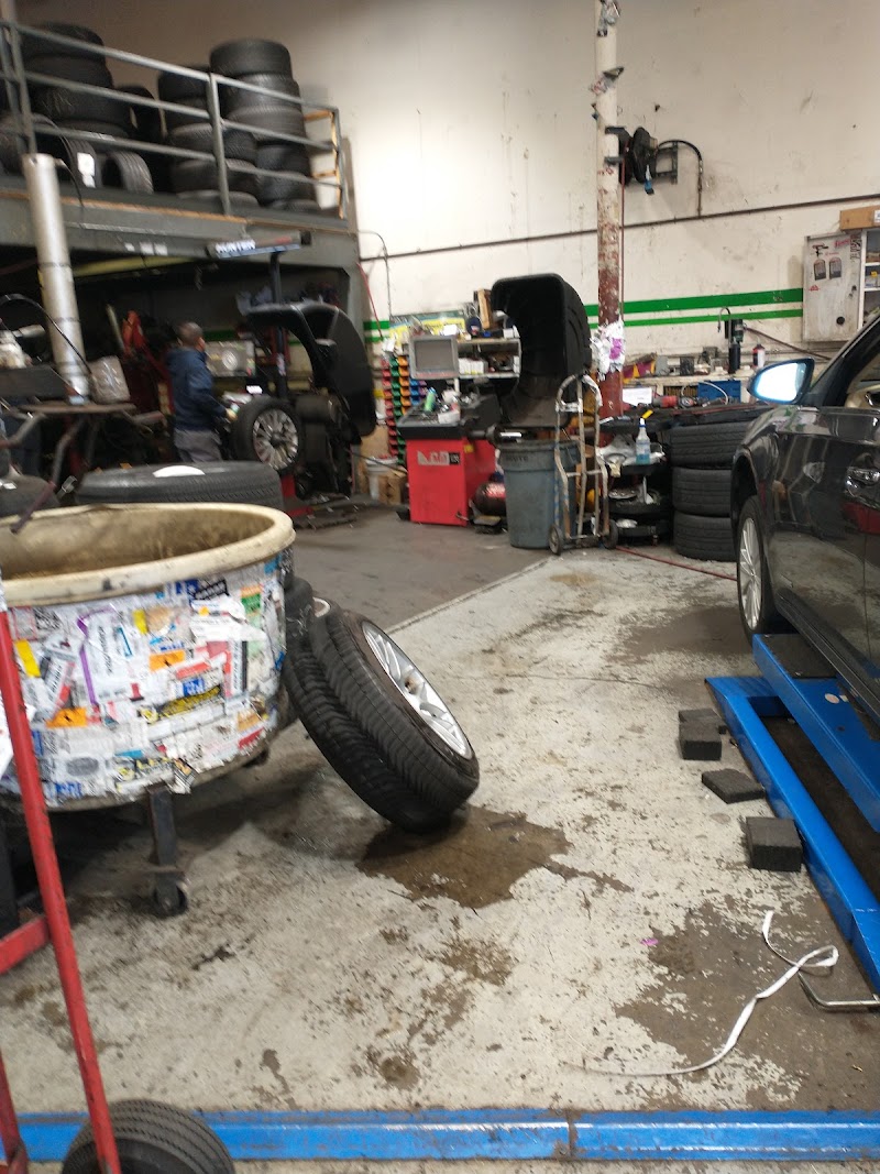 Agundis Tire Shop photo 3