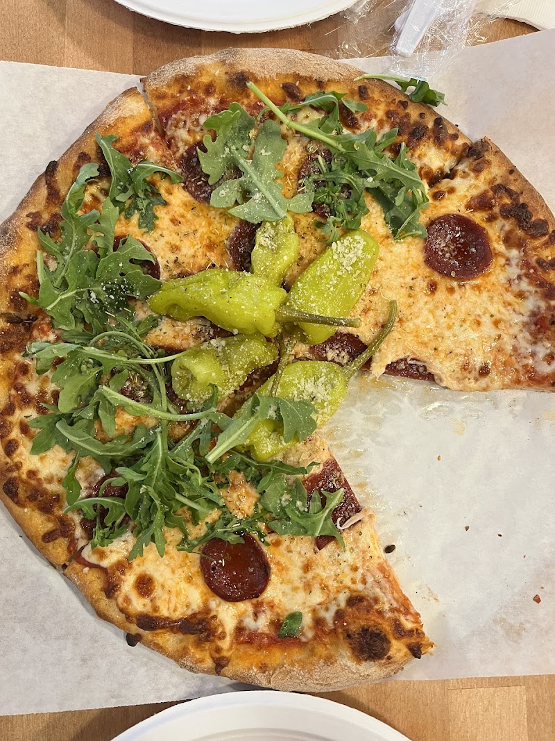 Mateo Pizza Restaurant photo 4