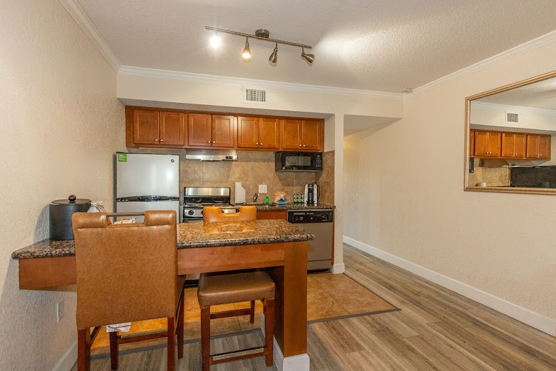 Coconut Cove All-Suite Hotel photo 5
