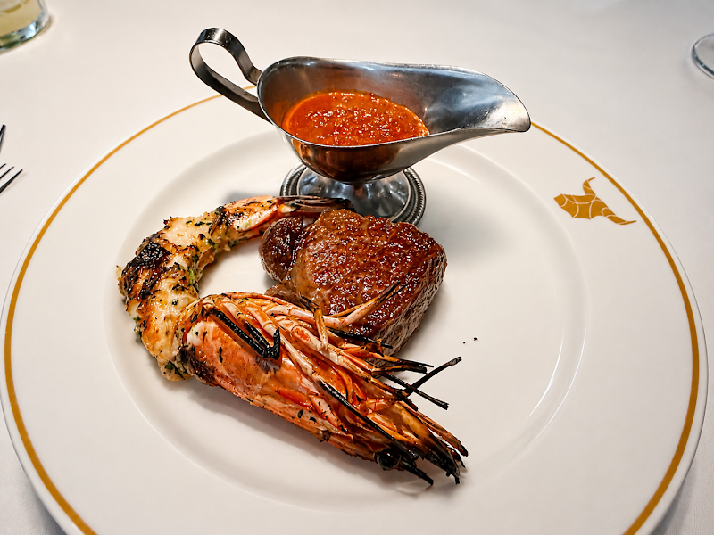 Dean's Steak & Seafood photo 5