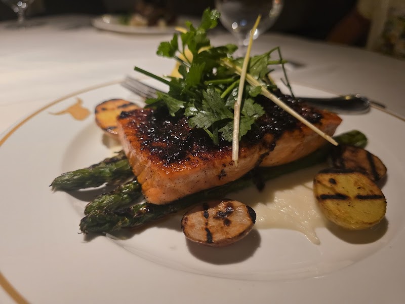 Dean's Steak & Seafood photo 4
