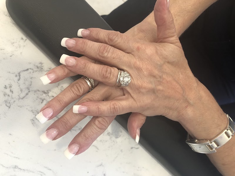 HD Nail Salon photo 3