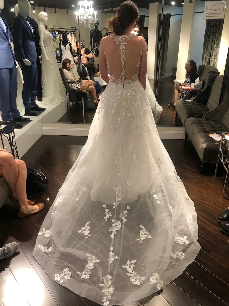 Nikki's Glitz and Glam Boutique Prom and Bridal Dresses Tampa photo 5