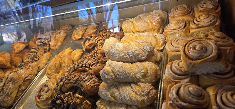 Pure Grain Bakery & Café photo 4