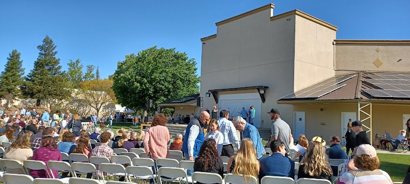 Crossroads Christian Church photo 3