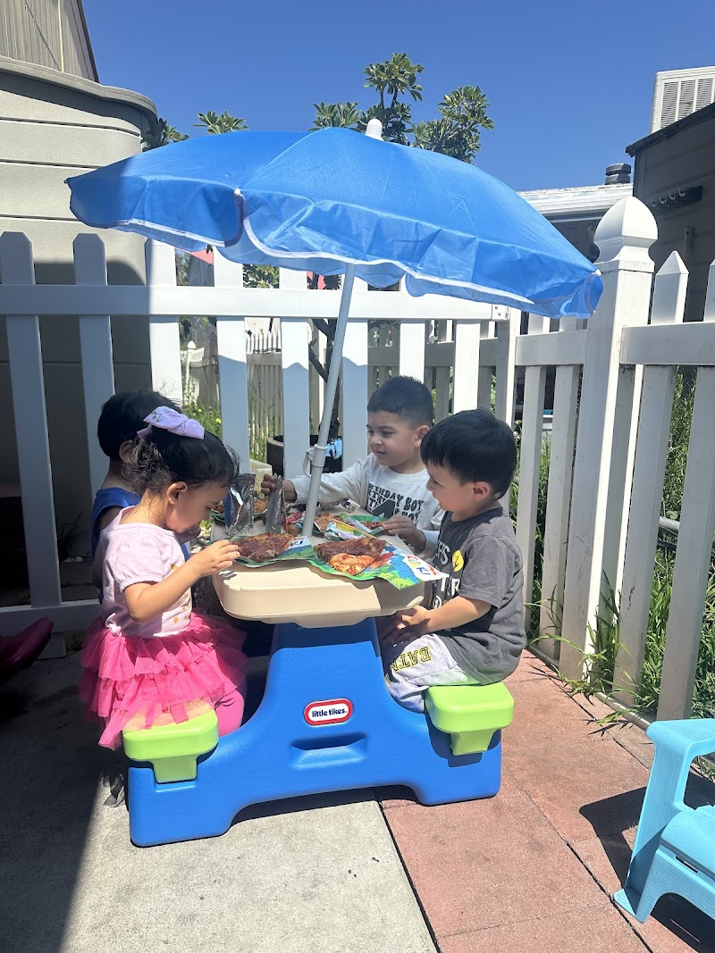 La Casita Feliz Family Daycare photo 2