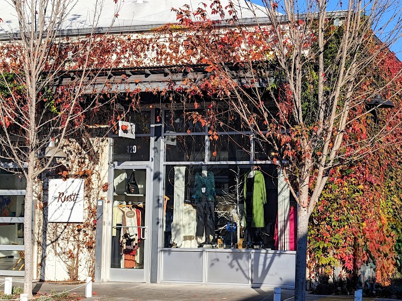 Rust Boutique photo 4