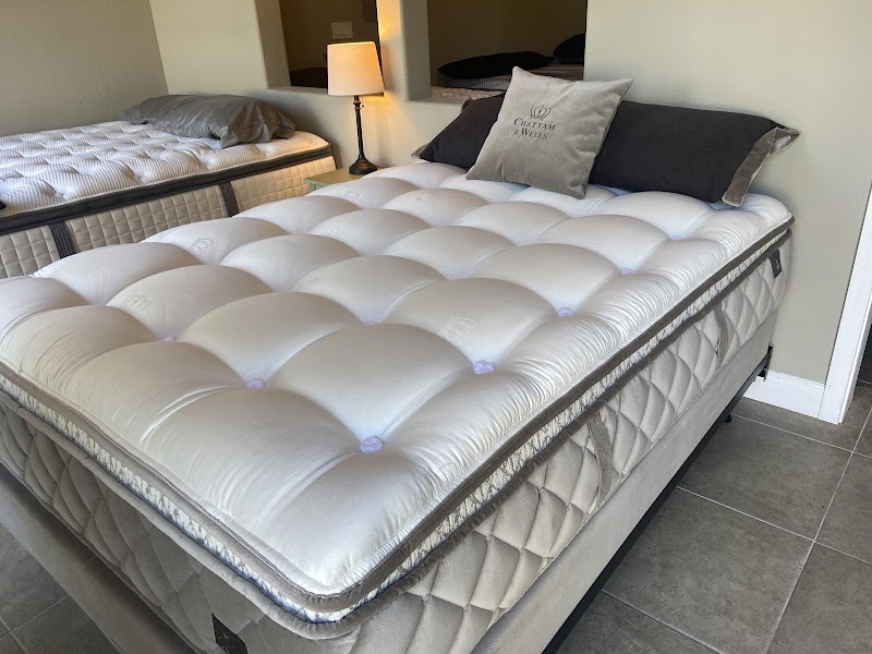 Lori's Half Price Mattress photo 2