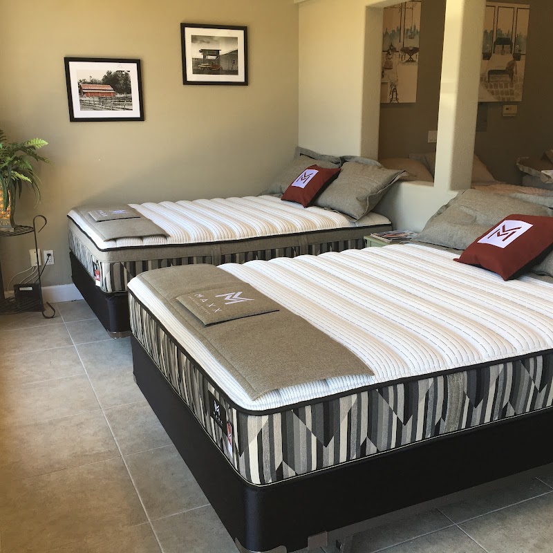 Lori's Half Price Mattress photo 3
