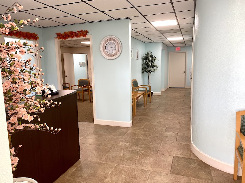 LA VIDA MEDICAL GROUP INC photo 3