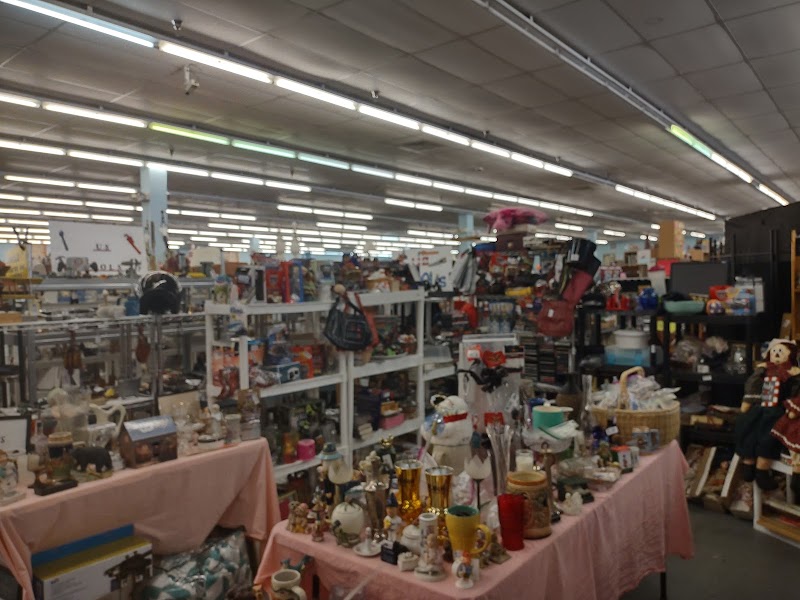 Treasure Marts Hudson photo 2
