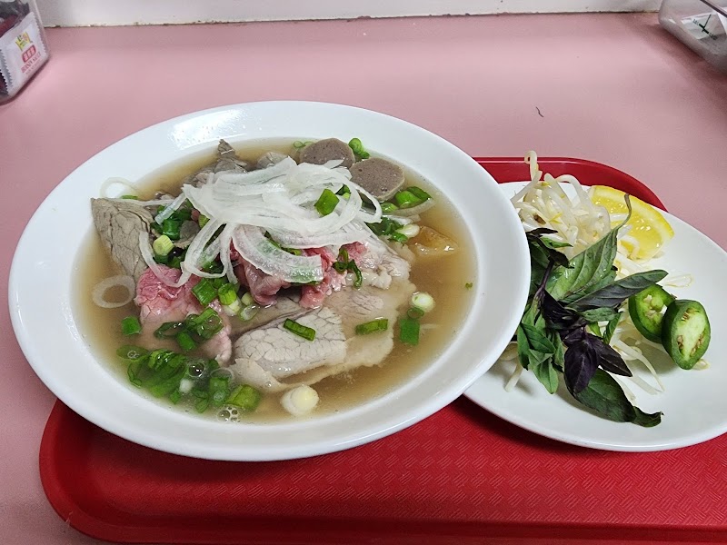 Pho Vy photo 4