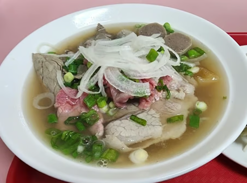 Pho Vy photo 2