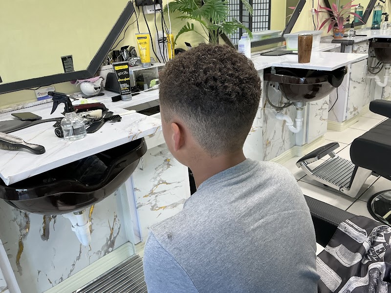 Victor’s Barbershop Dunedin photo 2