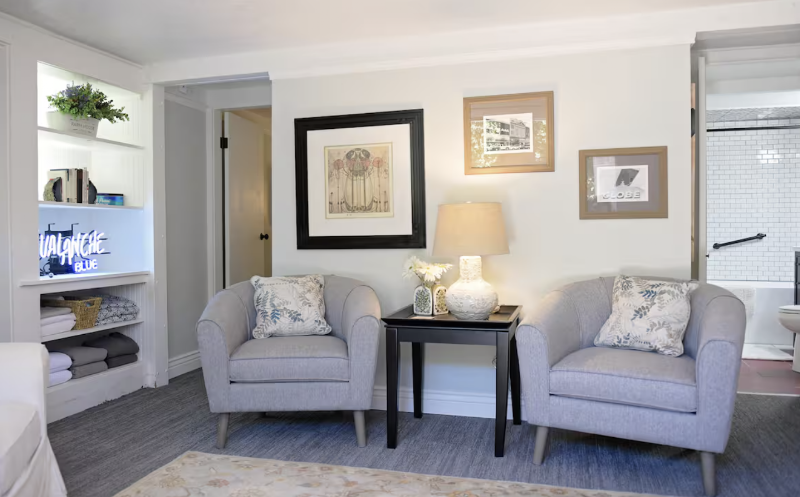 Cedar Hill Housing photo 2