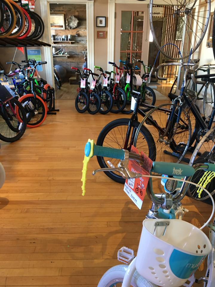 High Gear Bike Shop photo 4