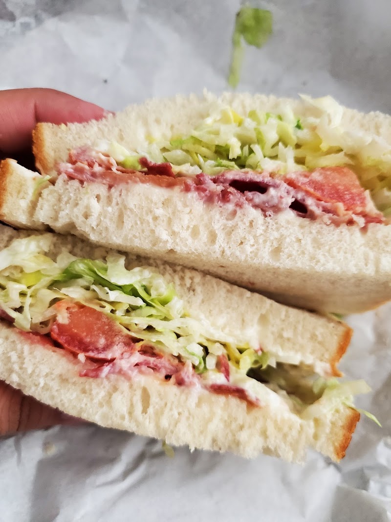 Quick Shop & Deli photo 5