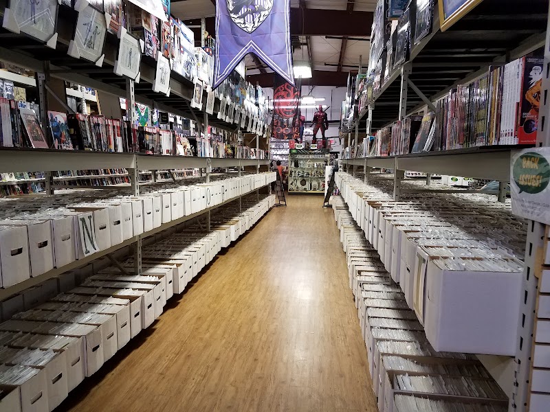 Emerald City Comics Games Toys photo 3