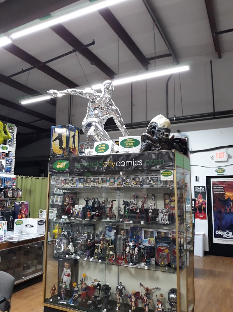 Emerald City Comics Games Toys photo 4