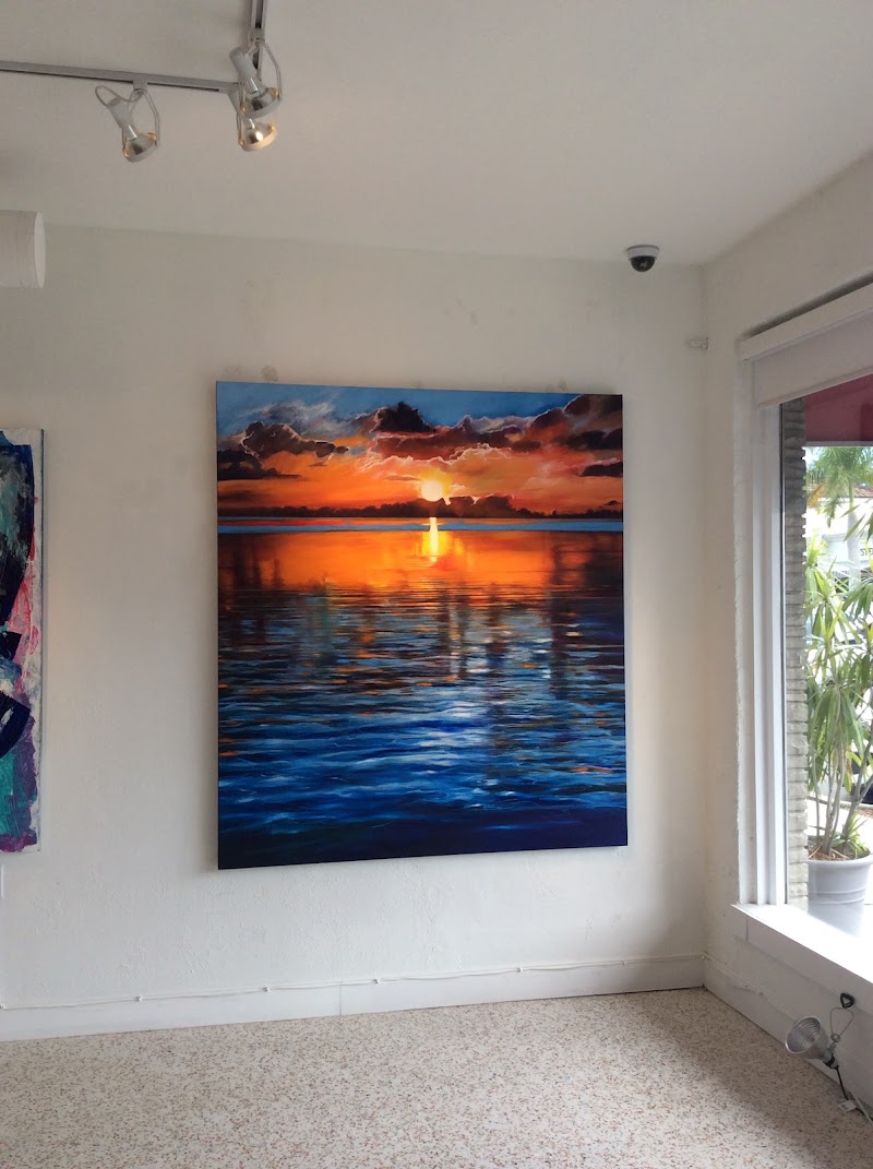 Artist at work studio art gallery photo 4