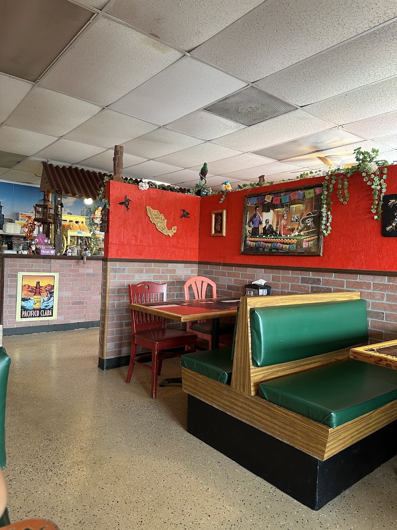 El Toro Negro (the black bull) mexican grill photo 3