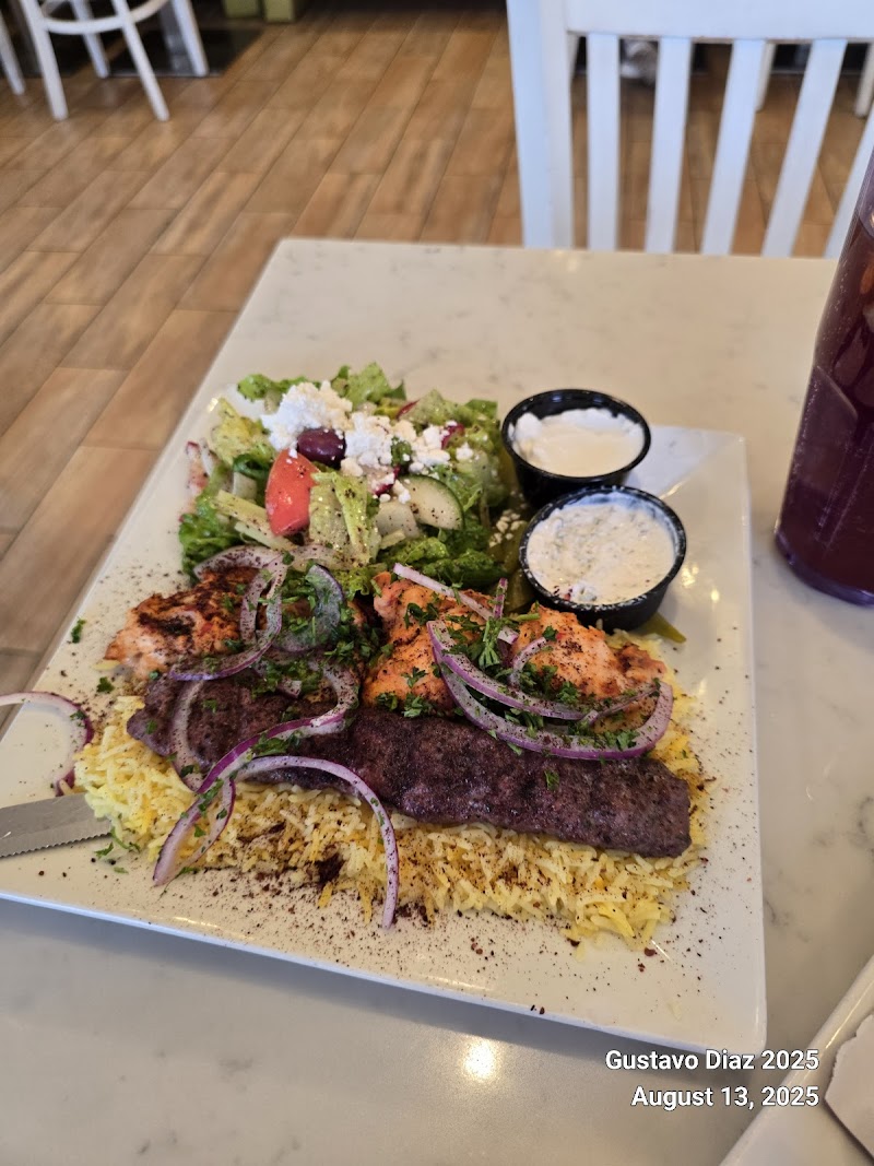 Zaatar Lebanese Grill photo 5