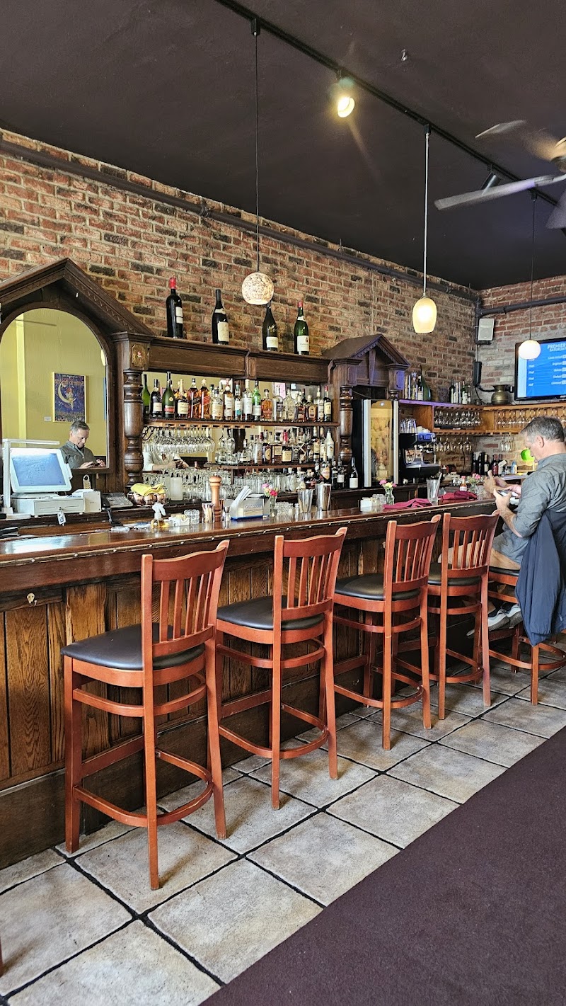 The Plaza Bistro photo 5