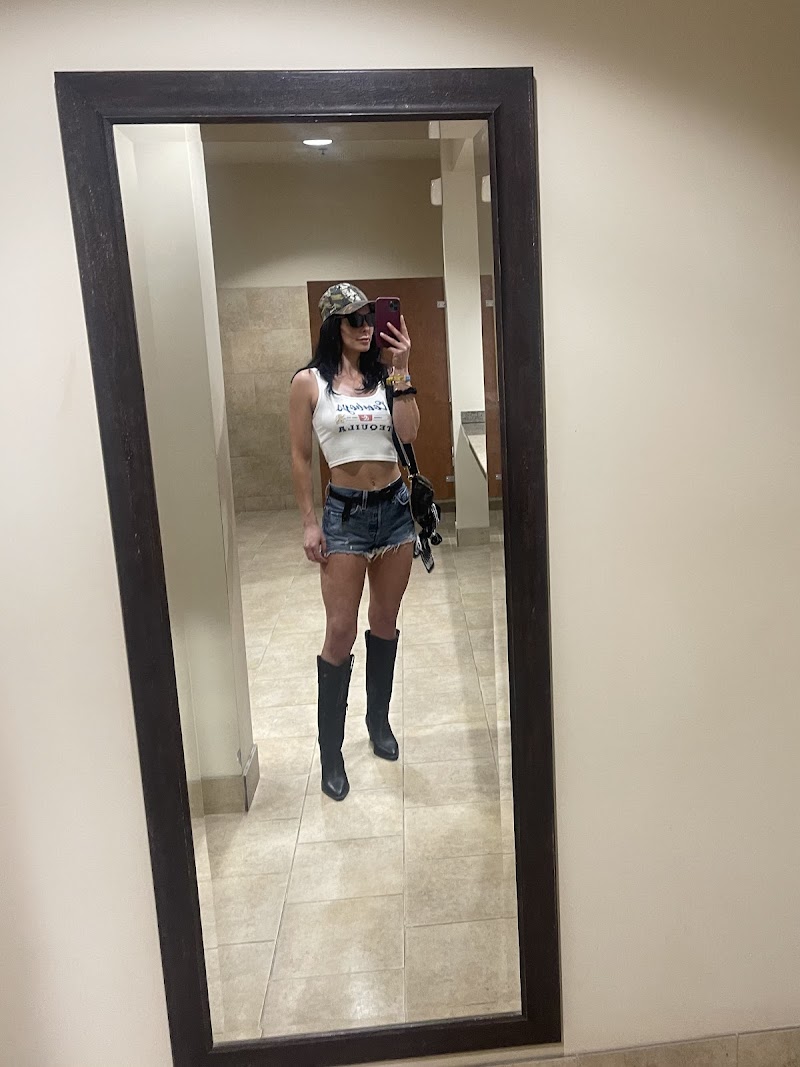Glam Tans By Jeeti, LLC photo 4