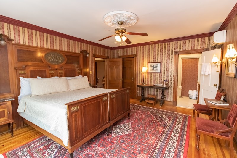 Saratoga Dreams Bed and Breakfast photo 3