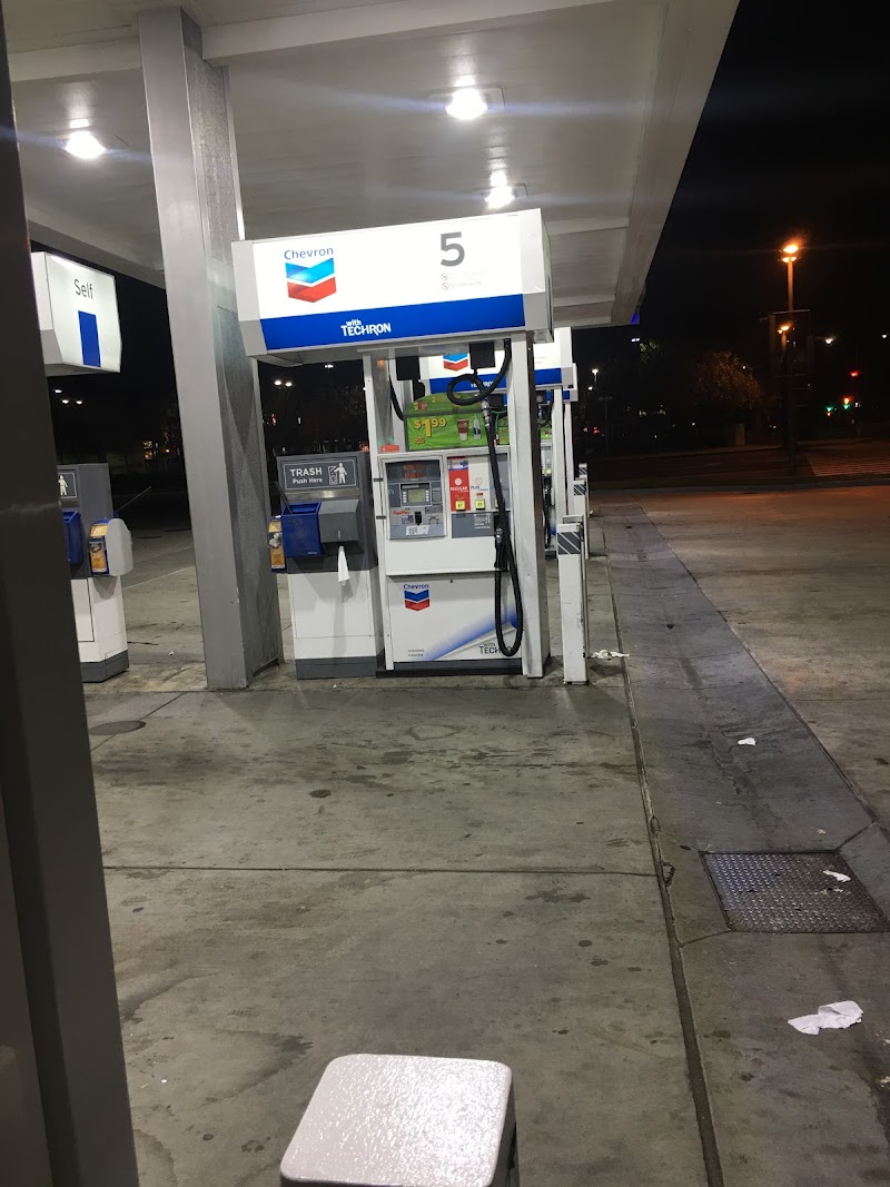 Chevron photo 5