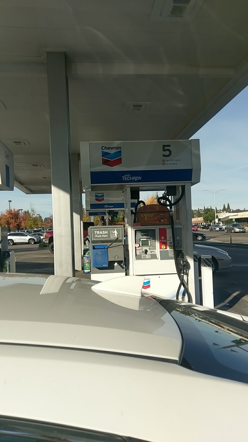 Chevron photo 4