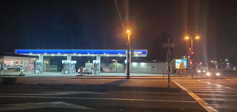 Chevron photo 3