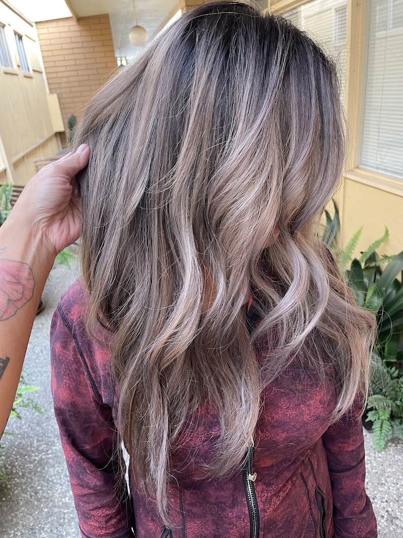 Balayage Lynn photo 4