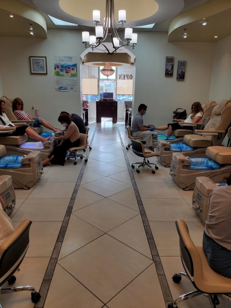 Posh Nails & Spa photo 2
