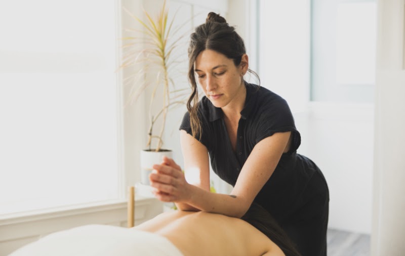Stillpoint Wellbeing: Esalen Massage Therapy with Jessie Marks photo 2