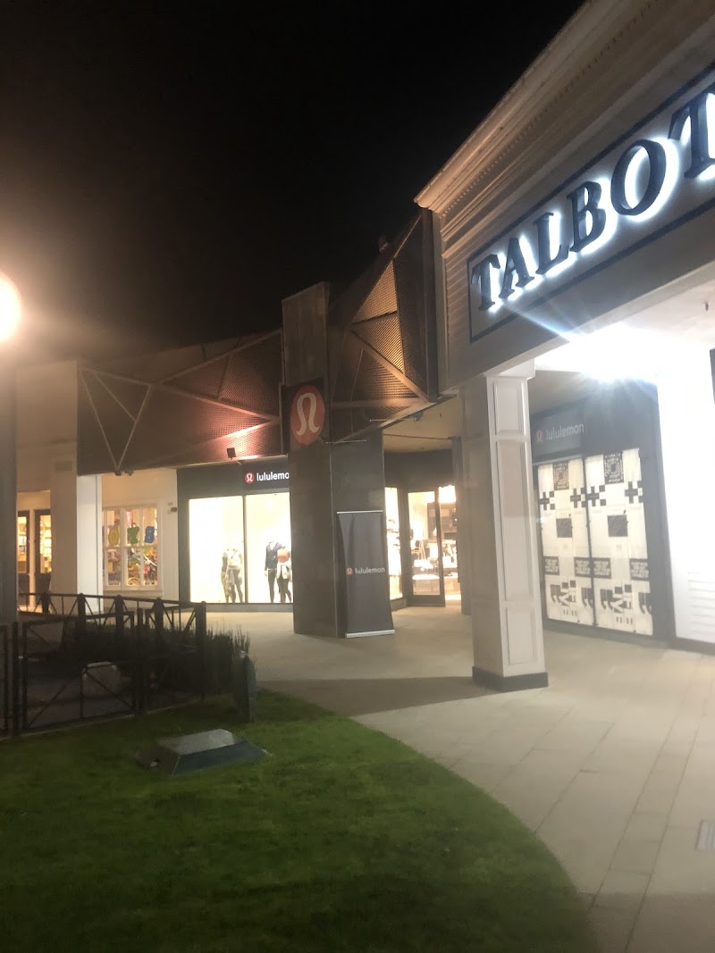 Photo of lululemon