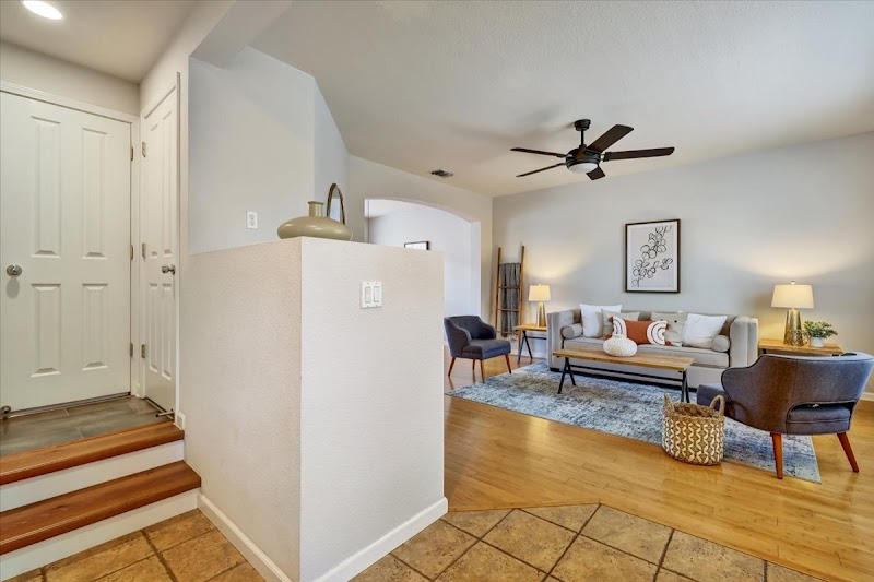 LaMorinda Real Estate Luxury Services photo 2
