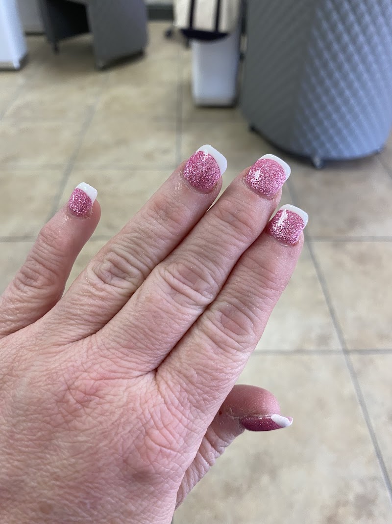 Luxury Nail Spa photo 2