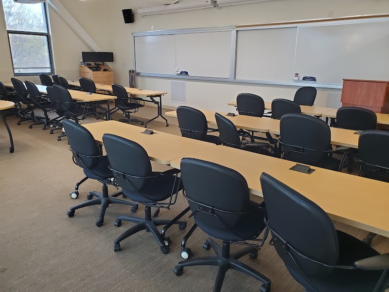 UC Davis Graduate School of Management photo 3