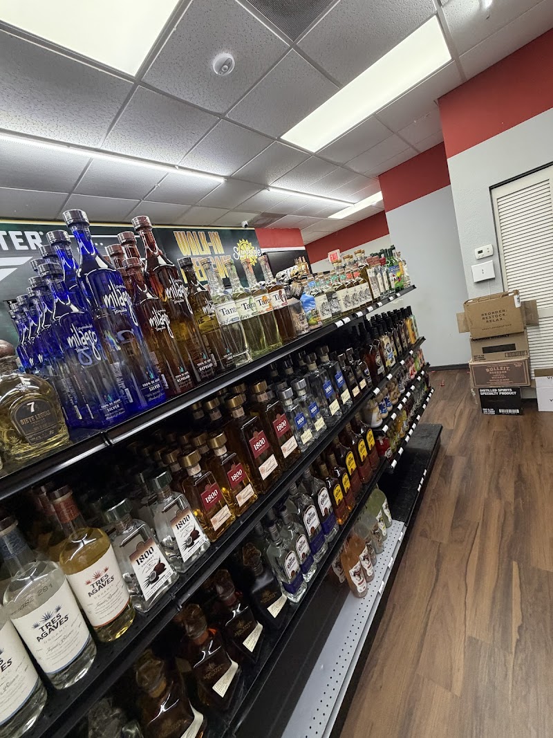 Hilltop liquor & wine photo 2