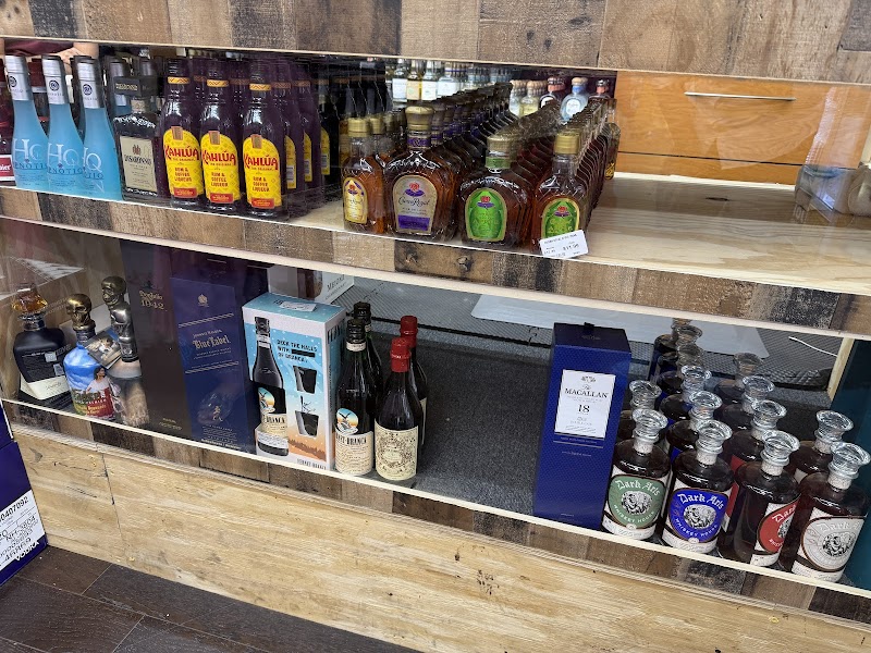 Hilltop liquor & wine photo 5