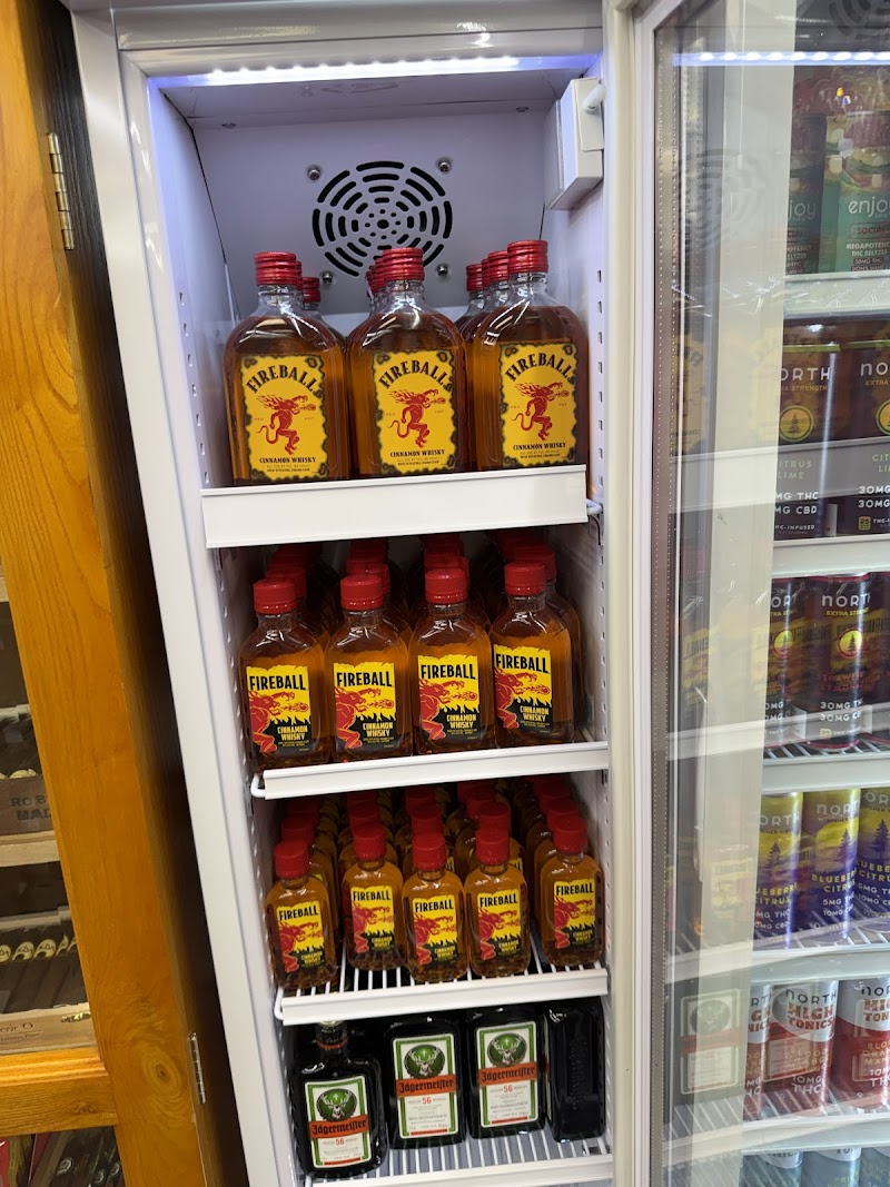 Hilltop liquor & wine photo 3