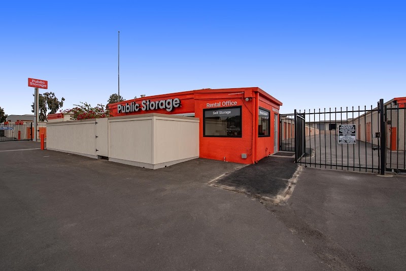 Public Storage photo 2