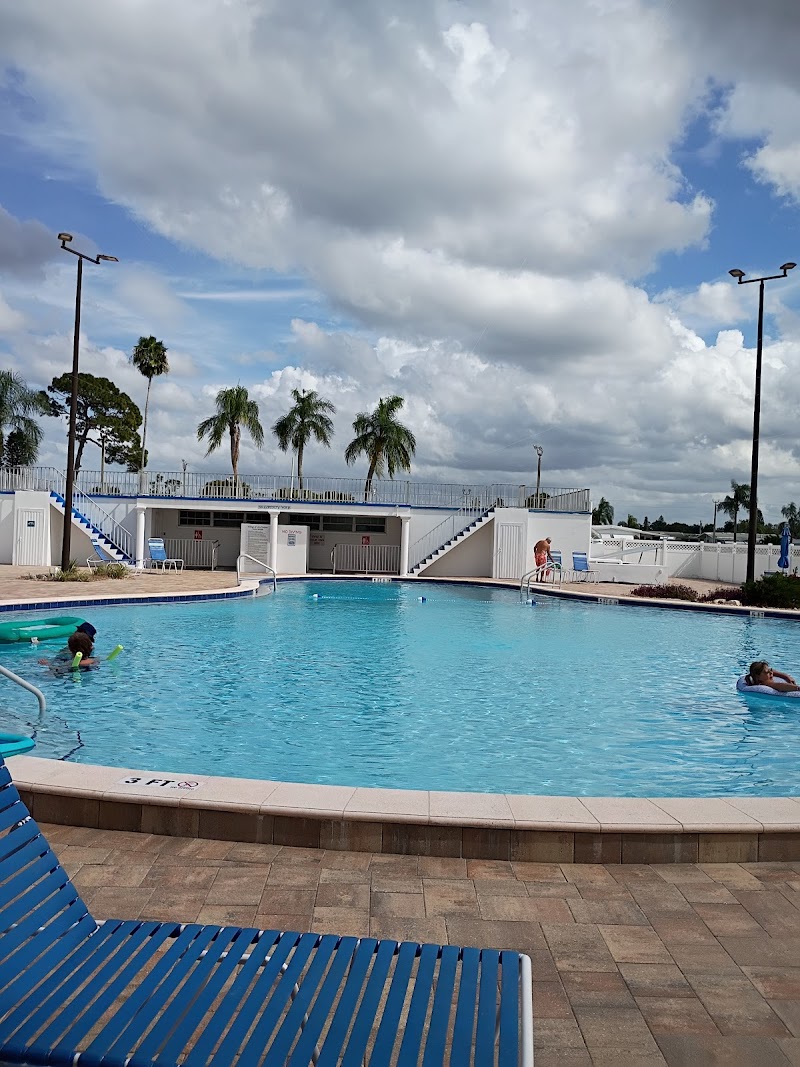 Village of Lake Tarpon Inc photo 2