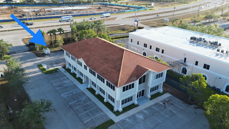 Fort Myers Business Center photo 2